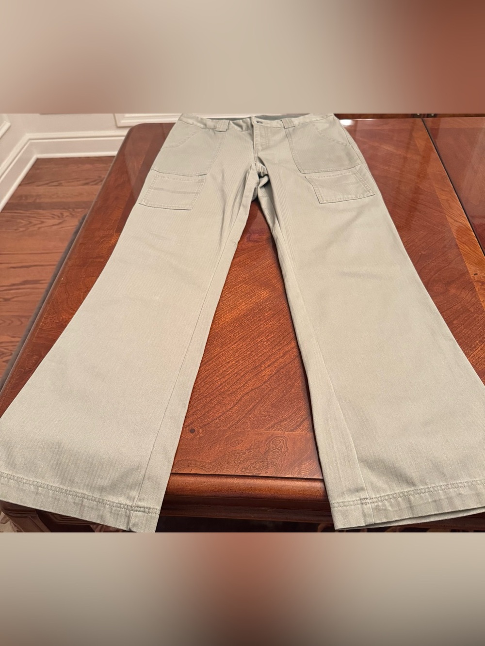 The North Face Pants (Cargo) in Light Olive Size 8 **NWT**